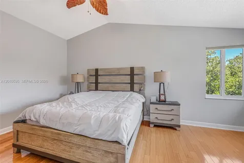 1065 Weeping Willow Way Hollywood FL 33019