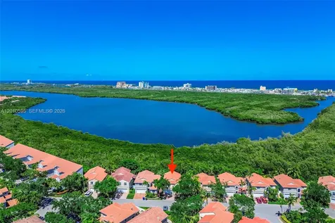 1065 Weeping Willow Way Hollywood FL 33019