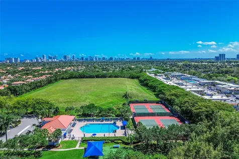 1065 Weeping Willow Way Hollywood FL 33019