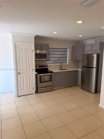 3011 N 74th Avenue Hollywood FL 33024