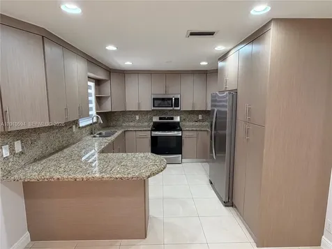 3011 N 74th Avenue Hollywood FL 33024