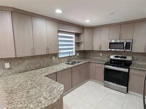 3011 N 74th Avenue Hollywood FL 33024
