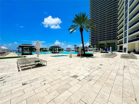 1800 S Ocean Drive Hallandale Beach FL 33009