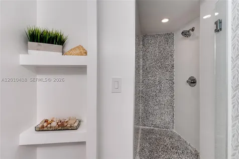 1901 Brickell Avenue Miami FL 33129