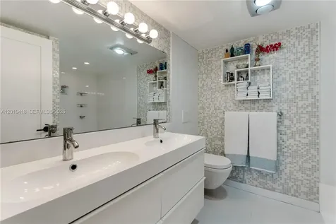1901 Brickell Avenue Miami FL 33129