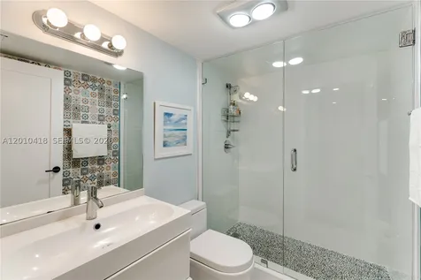 1901 Brickell Avenue Miami FL 33129