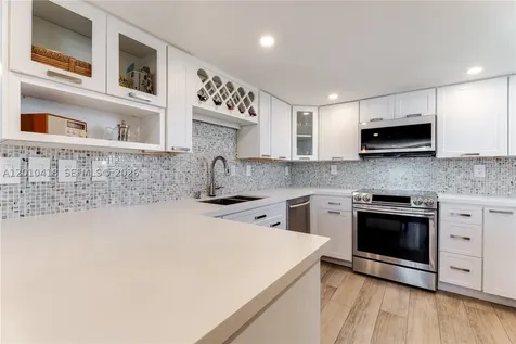 1901 Brickell Avenue Miami FL 33129