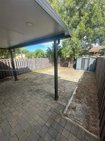 7506 NW 33rd Street Lauderhill FL 33319