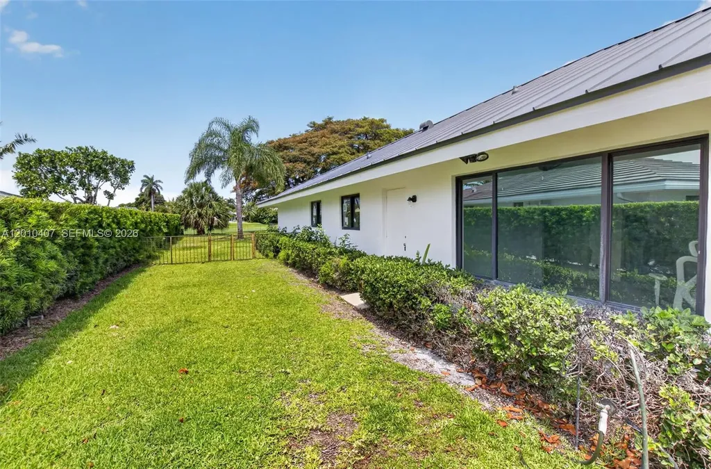 712 Pine Lake Drive Delray Beach FL 33445