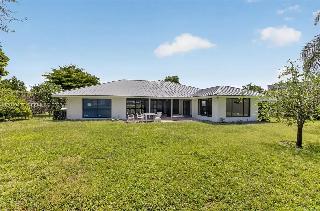 712 Pine Lake Drive Delray Beach FL 33445
