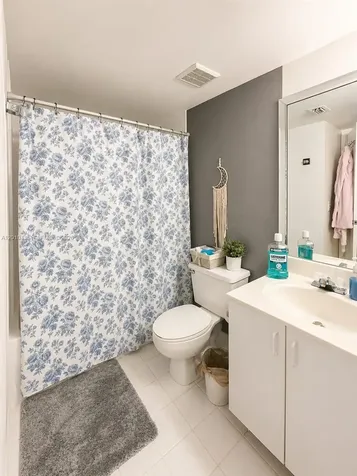 3300 NE 191st Street Aventura FL 33180