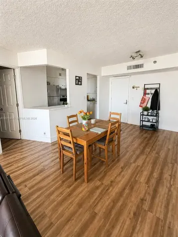 3300 NE 191st Street Aventura FL 33180