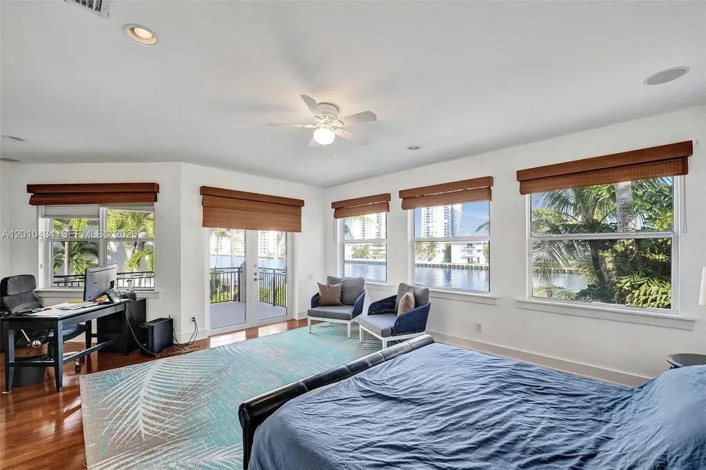 1575 Windjammer Way Hollywood FL 33019