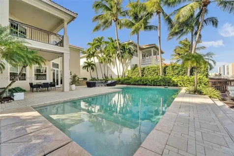 1575 Windjammer Way Hollywood FL 33019