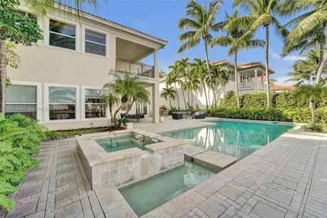 1575 Windjammer Way Hollywood FL 33019