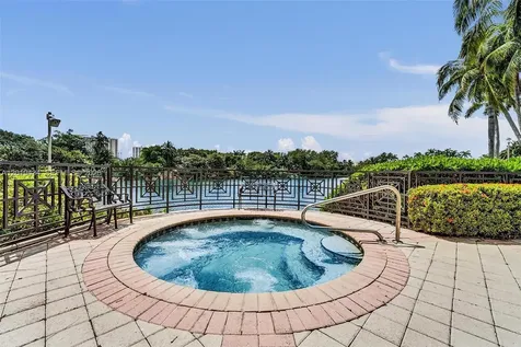 1575 Windjammer Way Hollywood FL 33019