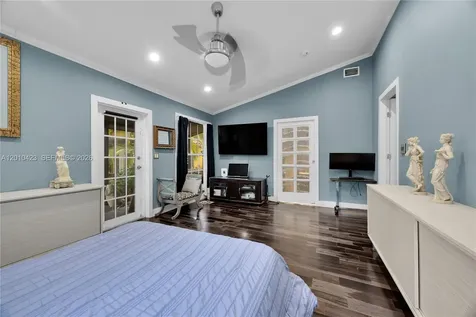650 NE 76th Street Miami FL 33138