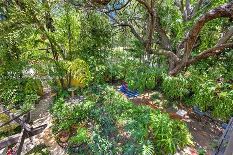 650 NE 76th Street Miami FL 33138