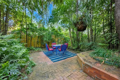 650 NE 76th Street Miami FL 33138