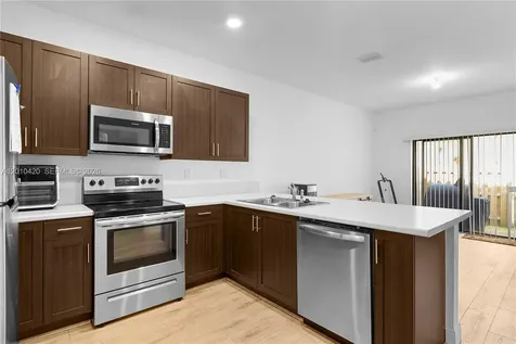 1434 SW 54th Avenue North Lauderdale FL 33068