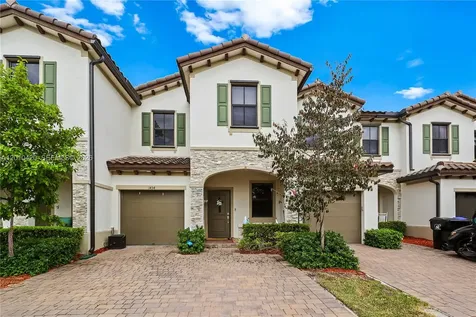 1434 SW 54th Avenue North Lauderdale FL 33068