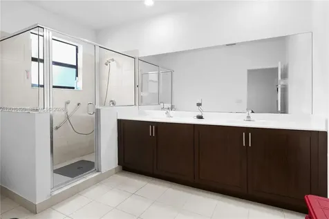 1434 SW 54th Avenue North Lauderdale FL 33068