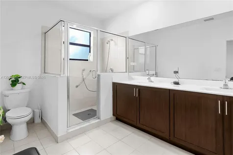 1434 SW 54th Avenue North Lauderdale FL 33068