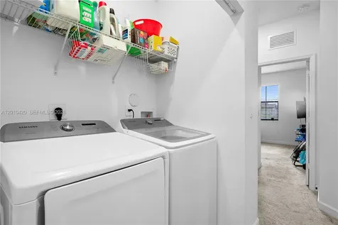 1434 SW 54th Avenue North Lauderdale FL 33068