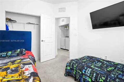 1434 SW 54th Avenue North Lauderdale FL 33068