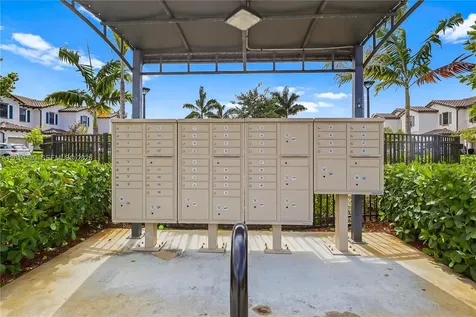 1434 SW 54th Avenue North Lauderdale FL 33068