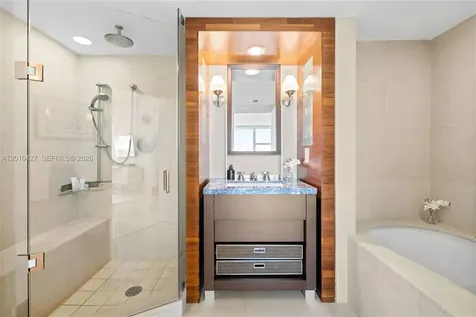 6801 Collins Miami Beach FL 33141
