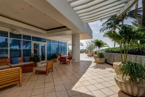 6801 Collins Miami Beach FL 33141