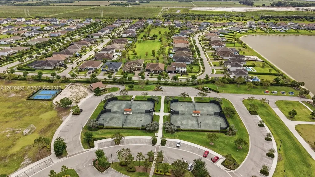 1902 Wandering Willow Way Loxahatchee FL 33470