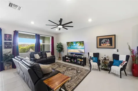 1902 Wandering Willow Way Loxahatchee FL 33470