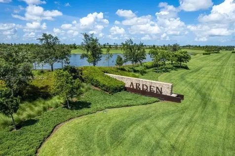 1902 Wandering Willow Way Loxahatchee FL 33470