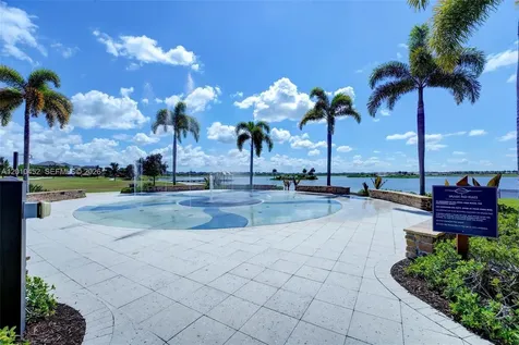 1902 Wandering Willow Way Loxahatchee FL 33470