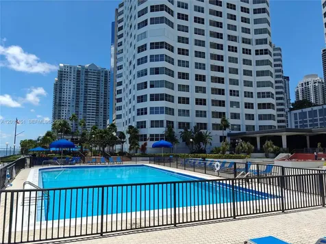 999 Brickell Bay Drive Miami FL 33131