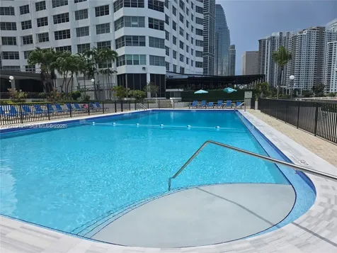 999 Brickell Bay Drive Miami FL 33131