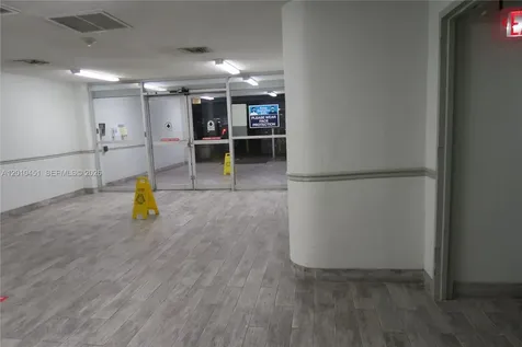 999 Brickell Bay Drive Miami FL 33131