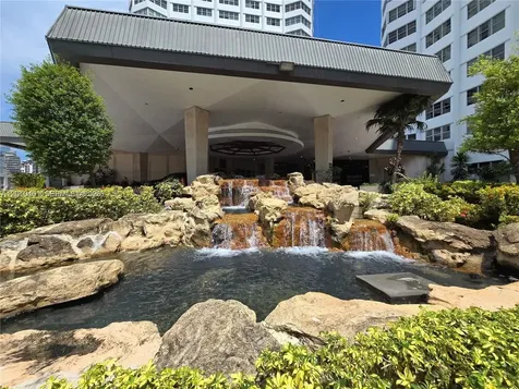 999 Brickell Bay Drive Miami FL 33131