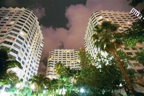 999 Brickell Bay Drive Miami FL 33131
