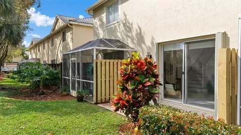 2132 Bahia Lane Weston FL 33327