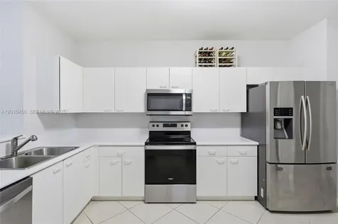 2132 Bahia Lane Weston FL 33327