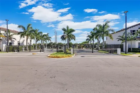 2691 NW 55th Way Lauderhill FL 33313