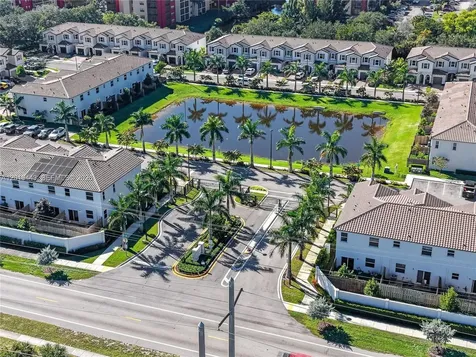 2691 NW 55th Way Lauderhill FL 33313