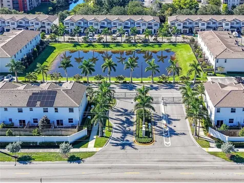 2691 NW 55th Way Lauderhill FL 33313
