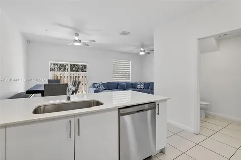 2691 NW 55th Way Lauderhill FL 33313