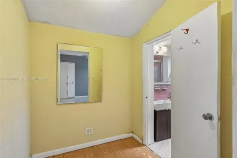 921 NE 159th Street North Miami Beach FL 33162