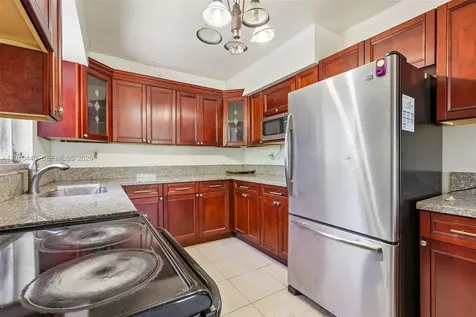 921 NE 159th Street North Miami Beach FL 33162