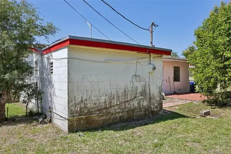 921 NE 159th Street North Miami Beach FL 33162
